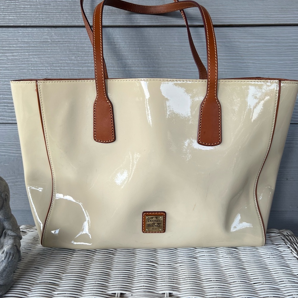 🦆Dooney and Bourke 🦆